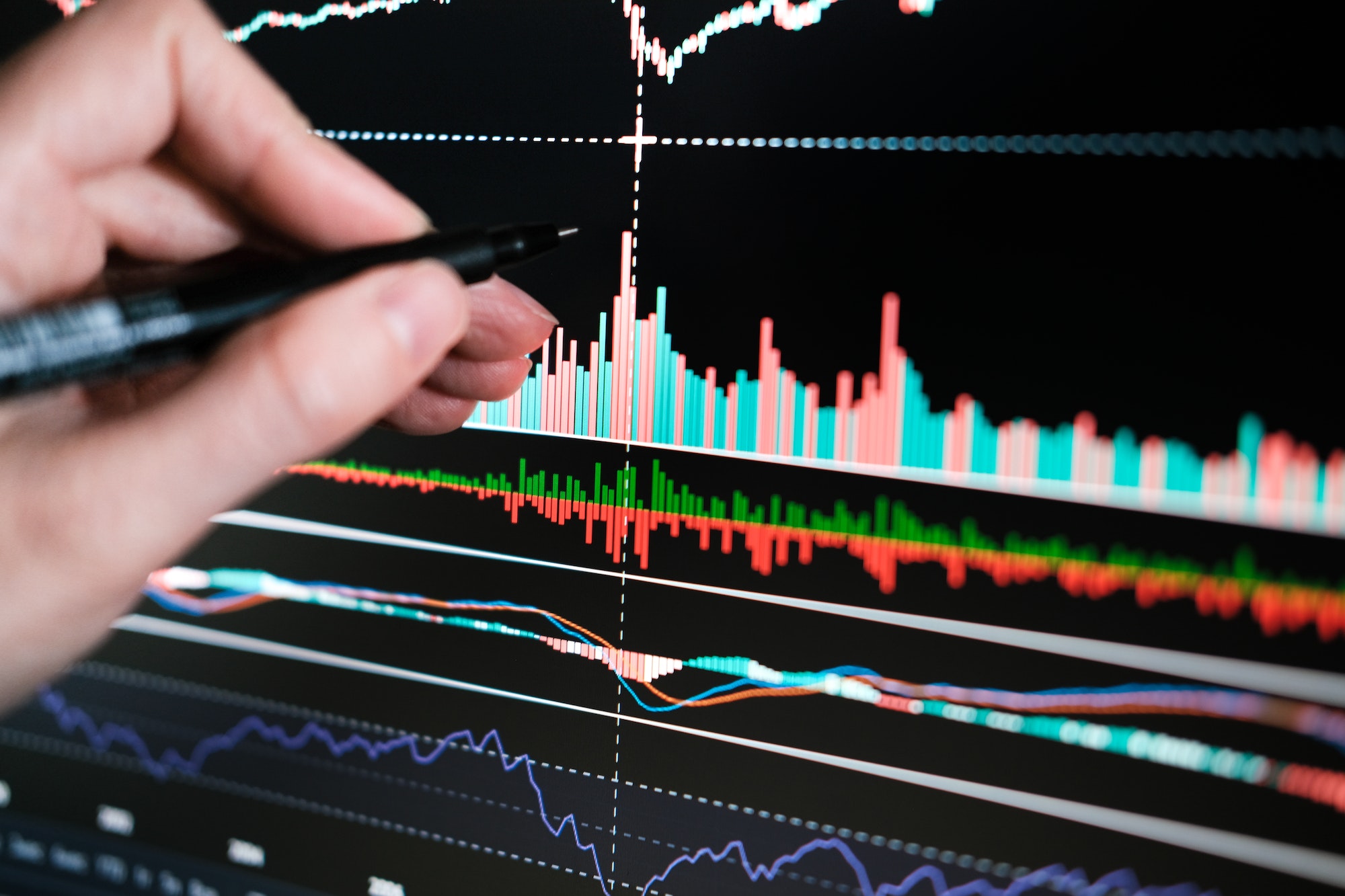 investment stockbroker stock market analysis